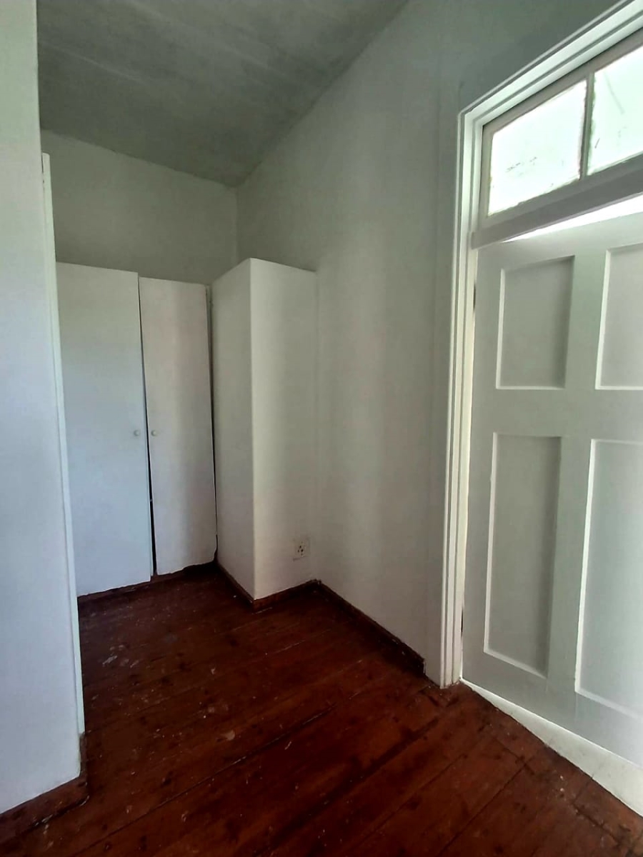 1 Bedroom Property for Sale in Quigney Eastern Cape